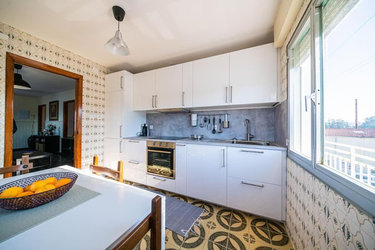 Apartamento Centrico Con Vistas Al Mar Villanueva De Arosa Luaran gambar